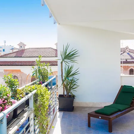Boutique Domus Trastevere Family * Рим